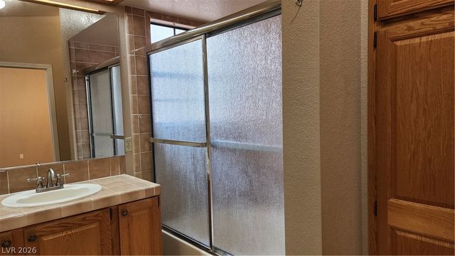 5709 SPICEWOOD Circle, Las Vegas, NV 89130