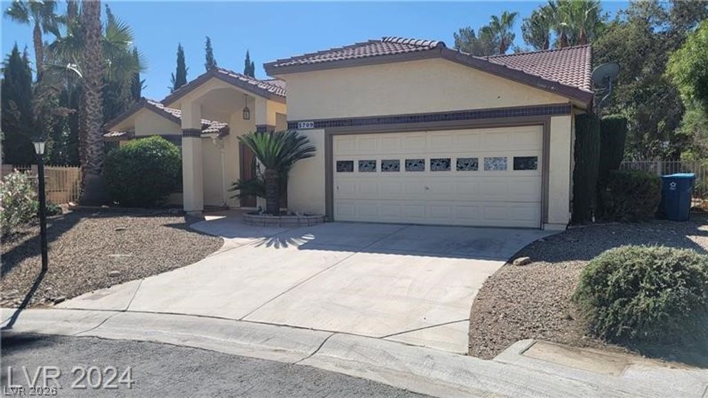 5709 SPICEWOOD Circle, Las Vegas, NV 89130