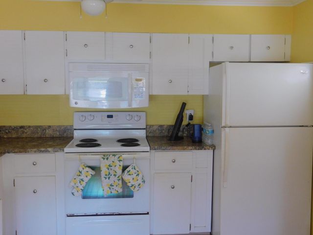 10 Toreador, Port St. Lucie, Port St Lucie, FL 34952