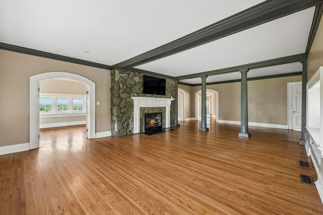 2990 McGavock Pike, Nashville, TN 37214