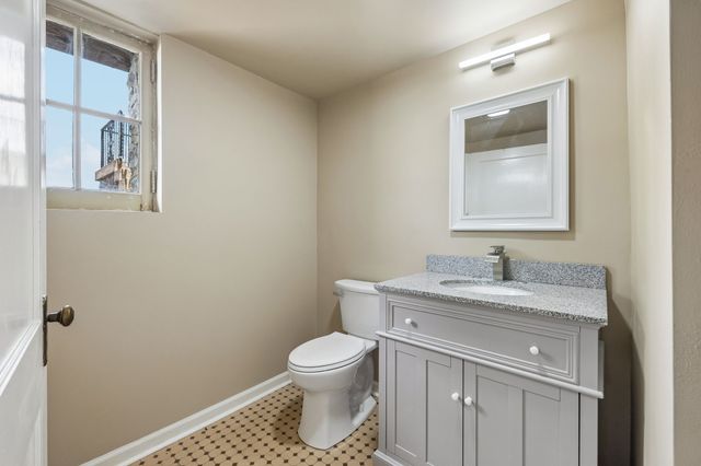 2990 McGavock Pike, Nashville, TN 37214