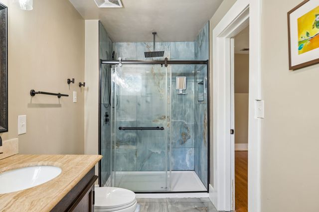 2990 McGavock Pike, Nashville, TN 37214