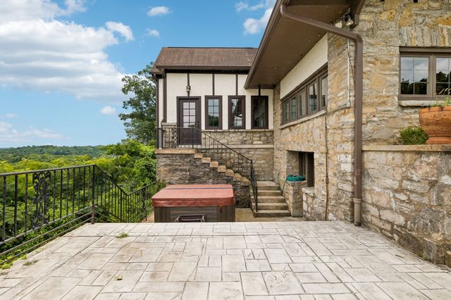 2990 McGavock Pike, Nashville, TN 37214
