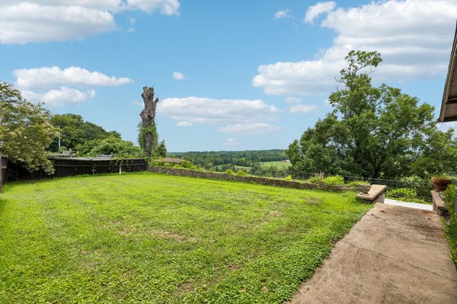 2990 McGavock Pike, Nashville, TN 37214