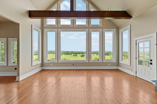 2990 McGavock Pike, Nashville, TN 37214