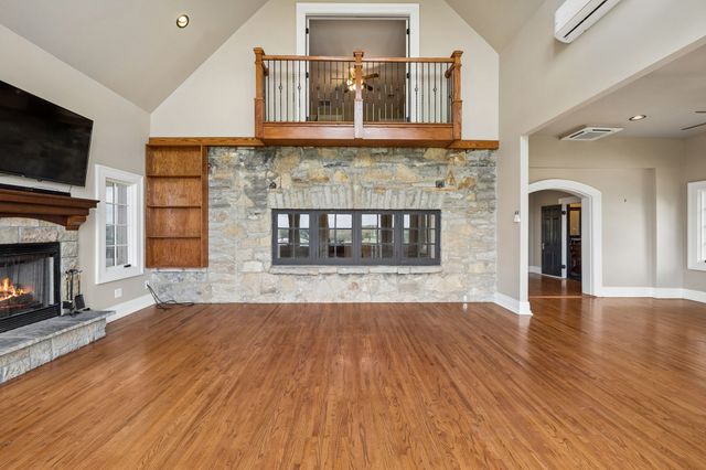 2990 McGavock Pike, Nashville, TN 37214