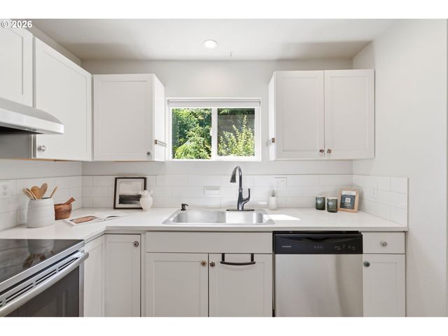 7724 Se 65TH Ave, Portland, OR 97206
