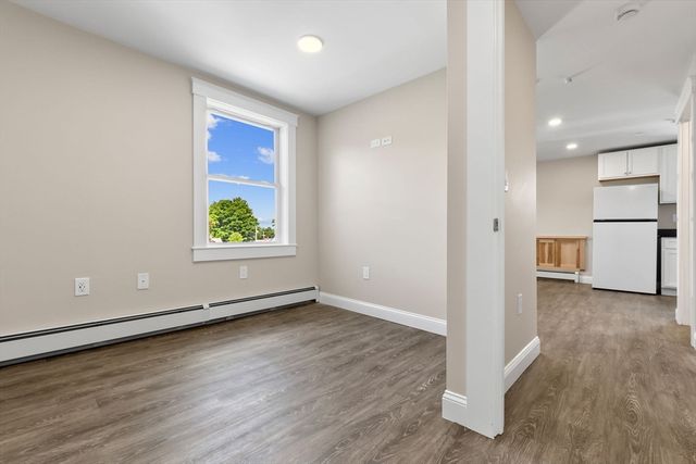 28 Poplar St 9, Danvers, MA 01923