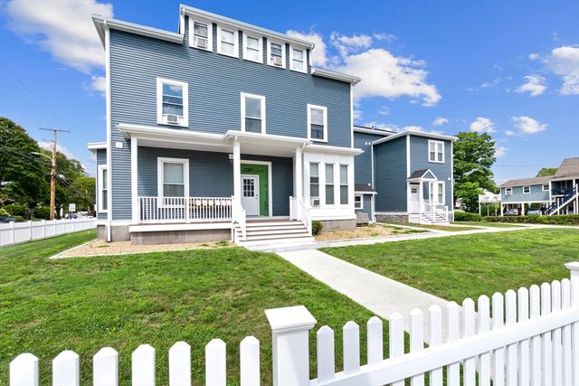 28 Poplar St 9, Danvers, MA 01923