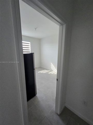 28850 SW 163rd Ave, Homestead, FL 33033