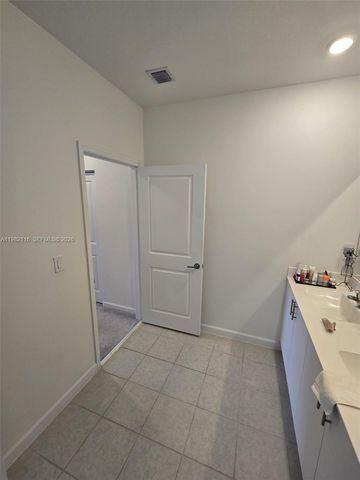 28850 SW 163rd Ave, Homestead, FL 33033