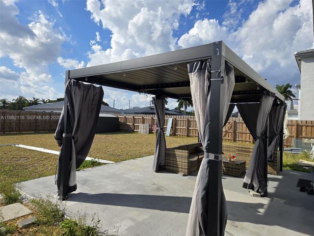 28850 SW 163rd Ave, Homestead, FL 33033