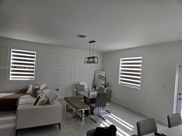 28850 SW 163rd Ave, Homestead, FL 33033