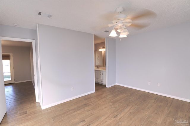 648 Green Pine Dr, Pensacola, FL 32506