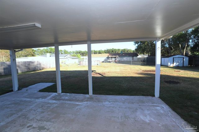 648 Green Pine Dr, Pensacola, FL 32506