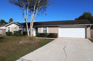 648 Green Pine Dr, Pensacola, FL 32506