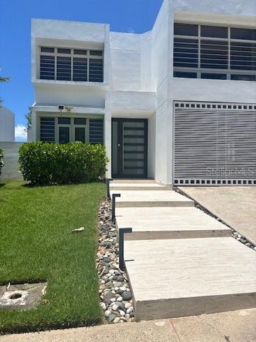 9TH STREET URB. EL MIRADOR DE CUPEY K-2, San Juan, PR 00926