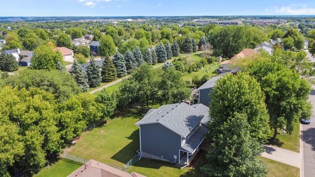 3287 Churchill Drive, Woodbury, MN 55125