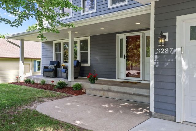 3287 Churchill Drive, Woodbury, MN 55125