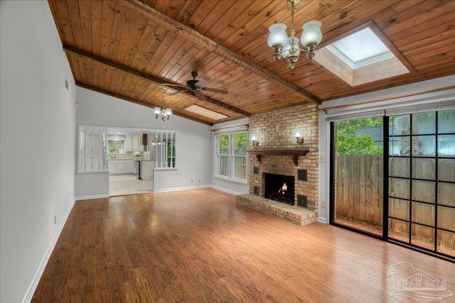 3003 E Gadsden St, Pensacola, FL 32503
