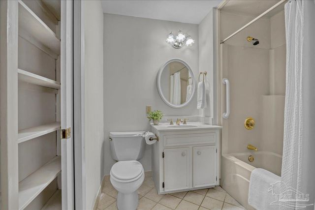 3003 E Gadsden St, Pensacola, FL 32503