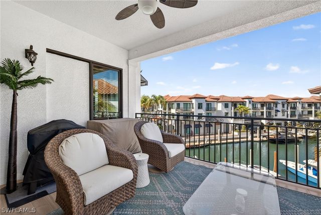 1540 5TH AVE S D305, Naples, FL 34102