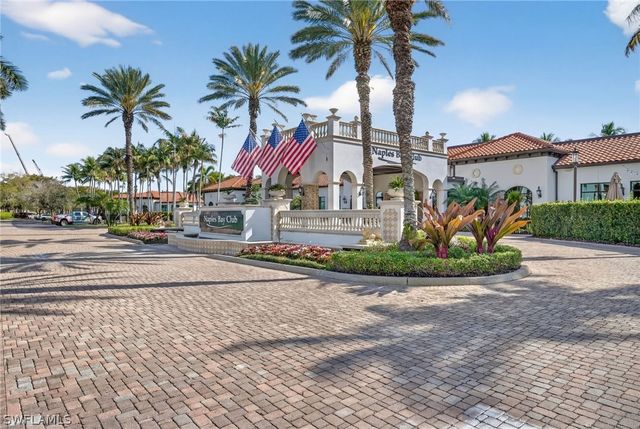 1540 5TH AVE S D305, Naples, FL 34102