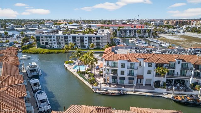 1540 5TH AVE S D305, Naples, FL 34102