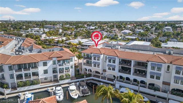 1540 5TH AVE S D305, Naples, FL 34102