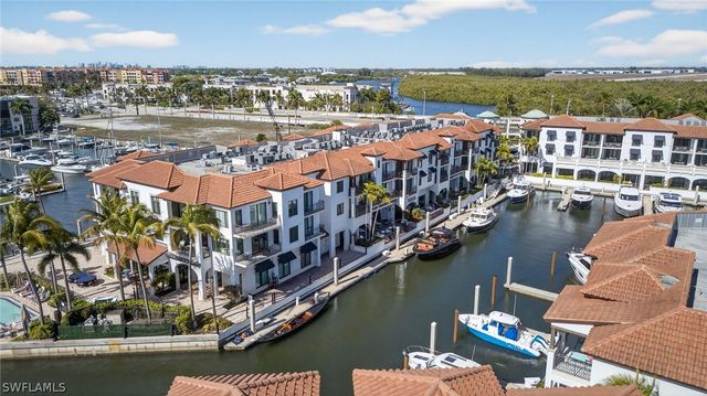 1540 5TH AVE S D305, Naples, FL 34102