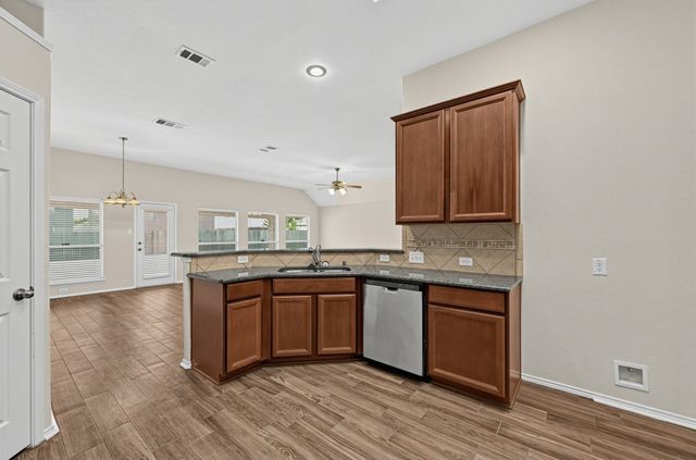 5416 Goliad Trail, Grand Prairie, TX 75052
