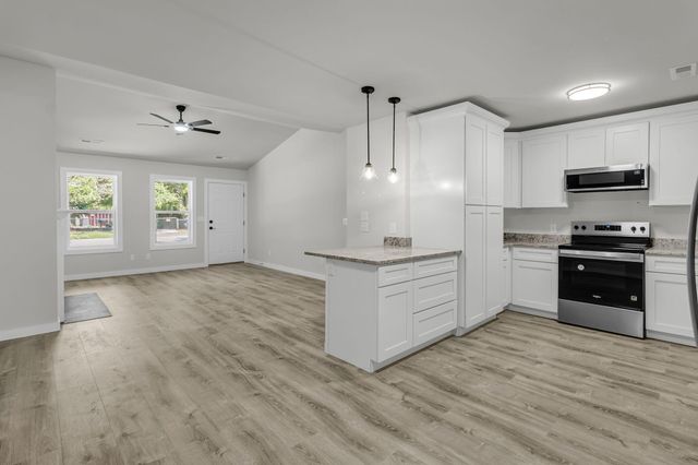 1203 Sea Aire Drive, Charleston, SC 29412