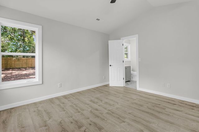 1203 Sea Aire Drive, Charleston, SC 29412