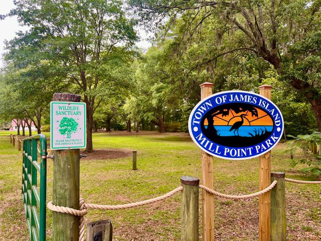 1203 Sea Aire Drive, Charleston, SC 29412