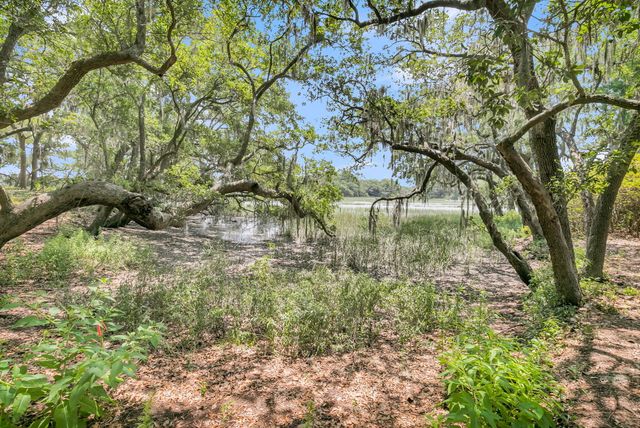 1203 Sea Aire Drive, Charleston, SC 29412