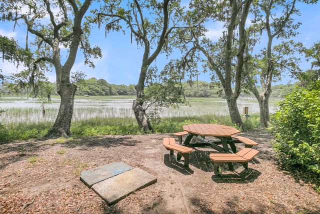 1203 Sea Aire Drive, Charleston, SC 29412