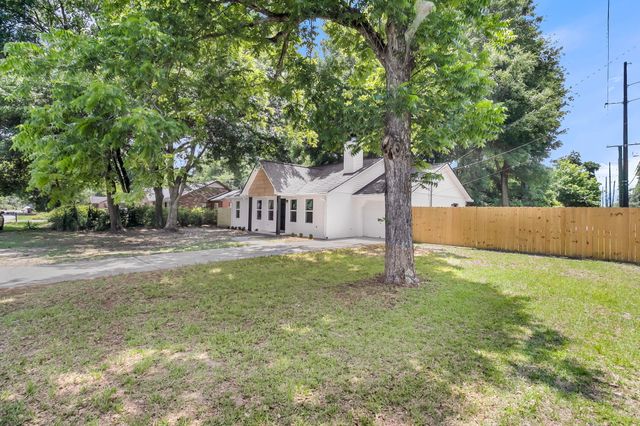 1203 Sea Aire Drive, Charleston, SC 29412