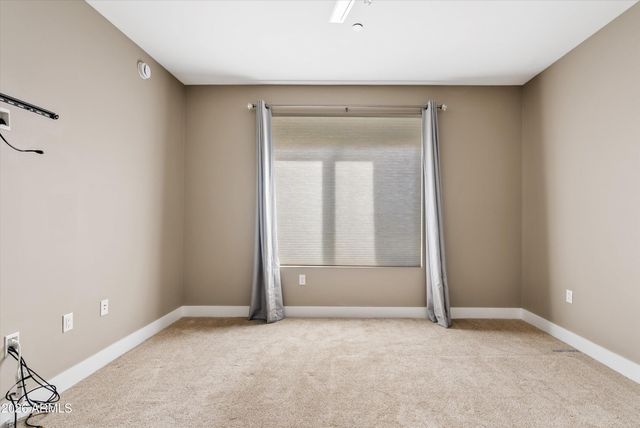 4805 N WOODMERE FAIRWAY -- 1002, Scottsdale, AZ 85251