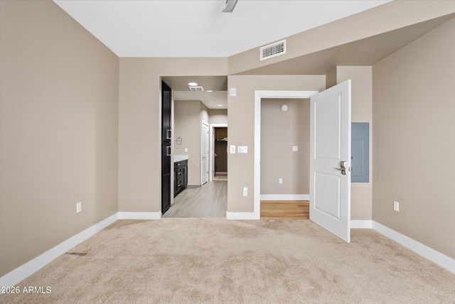 4805 N WOODMERE FAIRWAY -- 1002, Scottsdale, AZ 85251