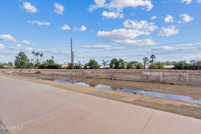 4805 N WOODMERE FAIRWAY -- 1002, Scottsdale, AZ 85251