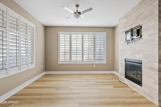 4805 N WOODMERE FAIRWAY -- 1002, Scottsdale, AZ 85251