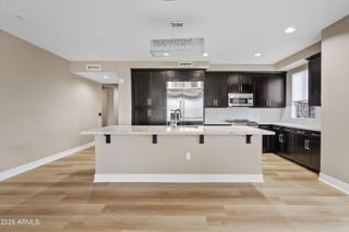 4805 N WOODMERE FAIRWAY -- 1002, Scottsdale, AZ 85251