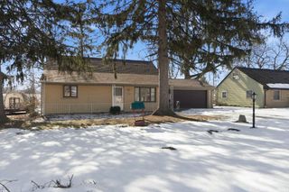 2624 Garden Park Drive, Fort Wayne, IN 46825