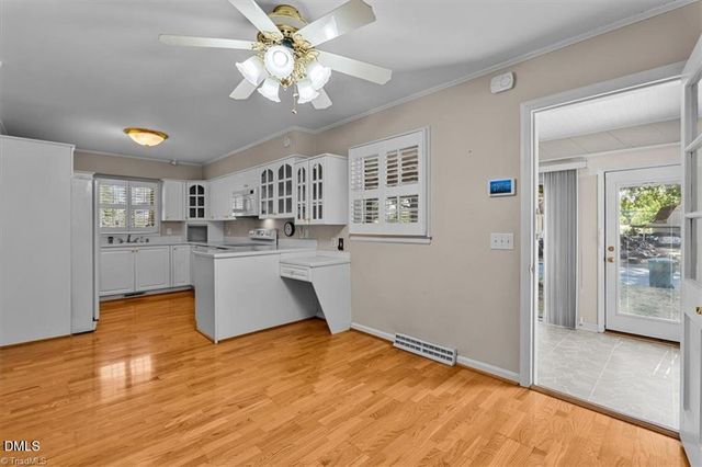 212 W Gilbreath Street, Graham, NC 27253