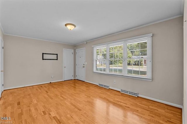 212 W Gilbreath Street, Graham, NC 27253