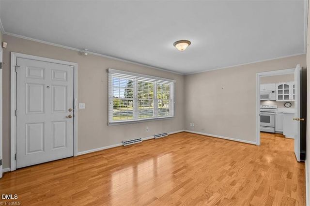 212 W Gilbreath Street, Graham, NC 27253