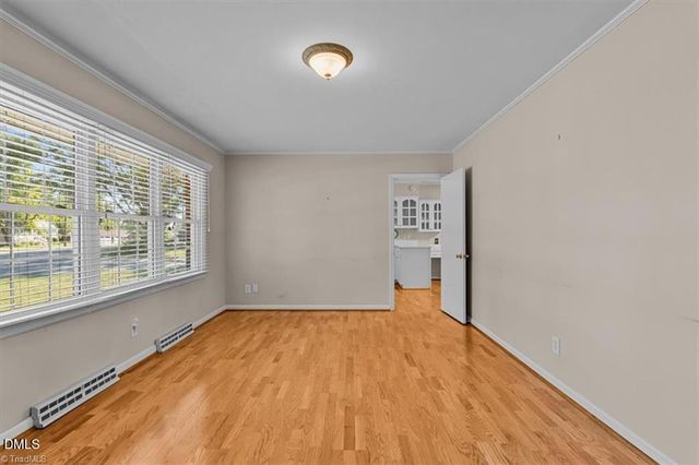 212 W Gilbreath Street, Graham, NC 27253