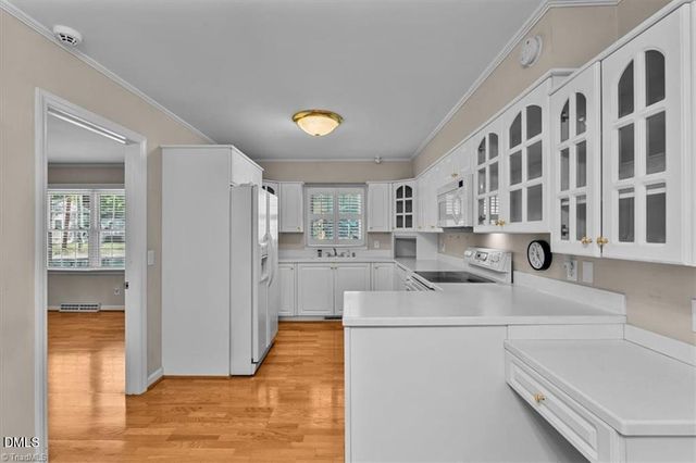 212 W Gilbreath Street, Graham, NC 27253