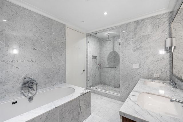 15701 Collins Ave 802, Sunny Isles Beach, FL 33160