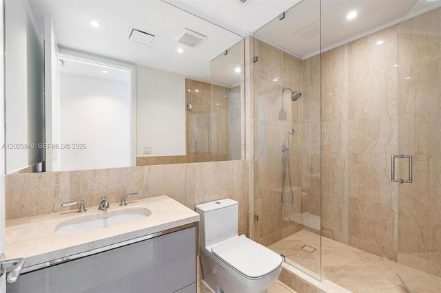15701 Collins Ave 802, Sunny Isles Beach, FL 33160